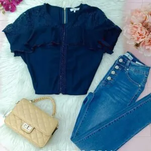 Bella Blusa.