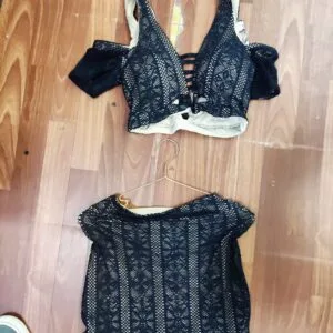 Hermoso Conjunto Con falda Corta🤩.