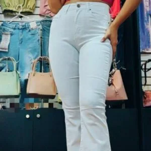 Hermoso Pantalon Jeans Blanco.