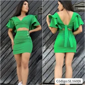 bello Conjunto con Falda manga Volada😚.👍