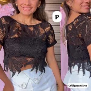Hermosa blusa de encaje.