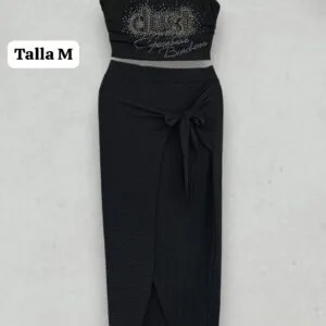 Hermoso Conjunto con falda larga💖.👍