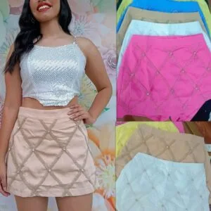 Bello Short Falda con detalles de brillo y bordado🤩.