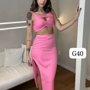 Hermoso Conjunto con Falda Larga😘.👍