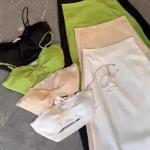 Hermoso Conjunto con Falda larga y Top✨.