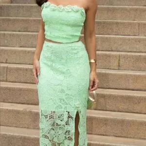 Hermoso Conjunto Falda larga y top tela broderi🌟.👍