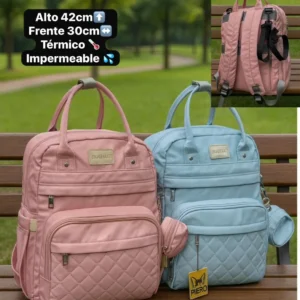Hermosa Mochila Pañalera con llavero..
