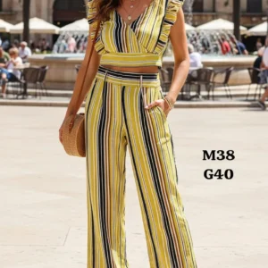 Bello conjunto con Pantalona a rayas😍.👍